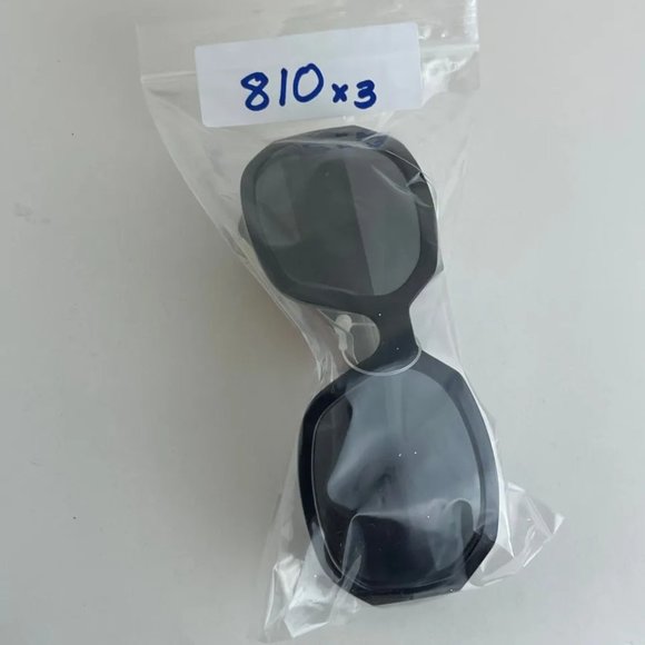 SG00810 FASHION by Famous Maker Sunglasses For Women, 100% UV Protect Black/Gray - Picture 9 of 9